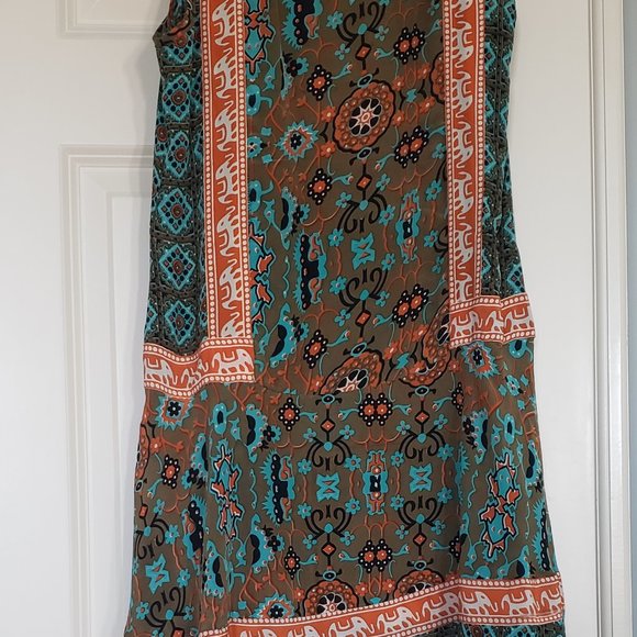 Tolani 100 % silk top...Anthropologie size XS - Picture 2 of 2